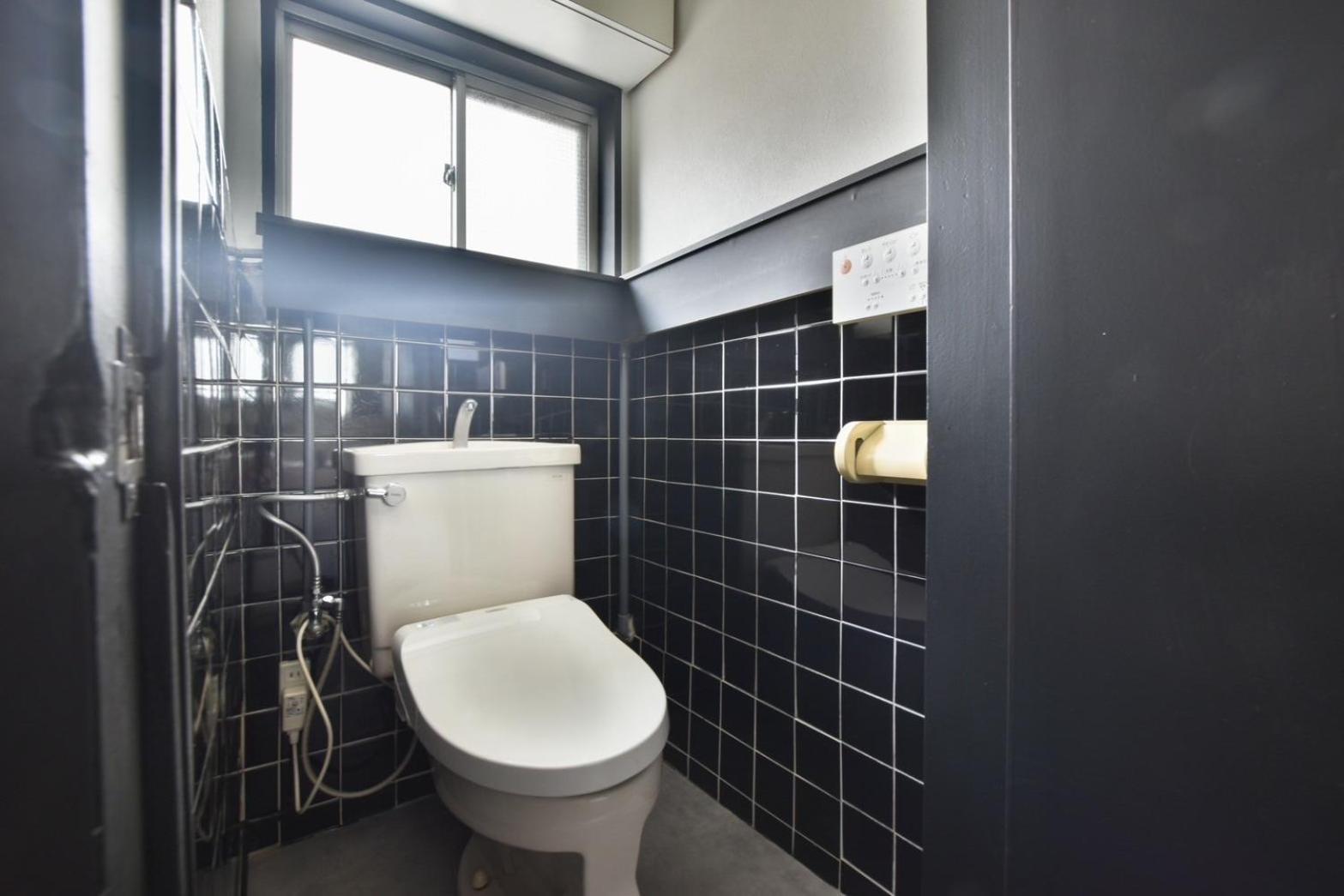 岡田ビル5階 Apartment *